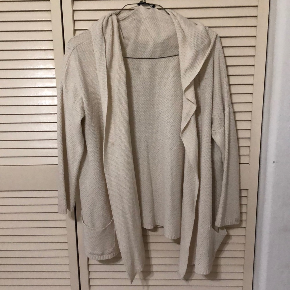 BRANDY MELVILLE RARE HOODED KNIT CARDIGAN